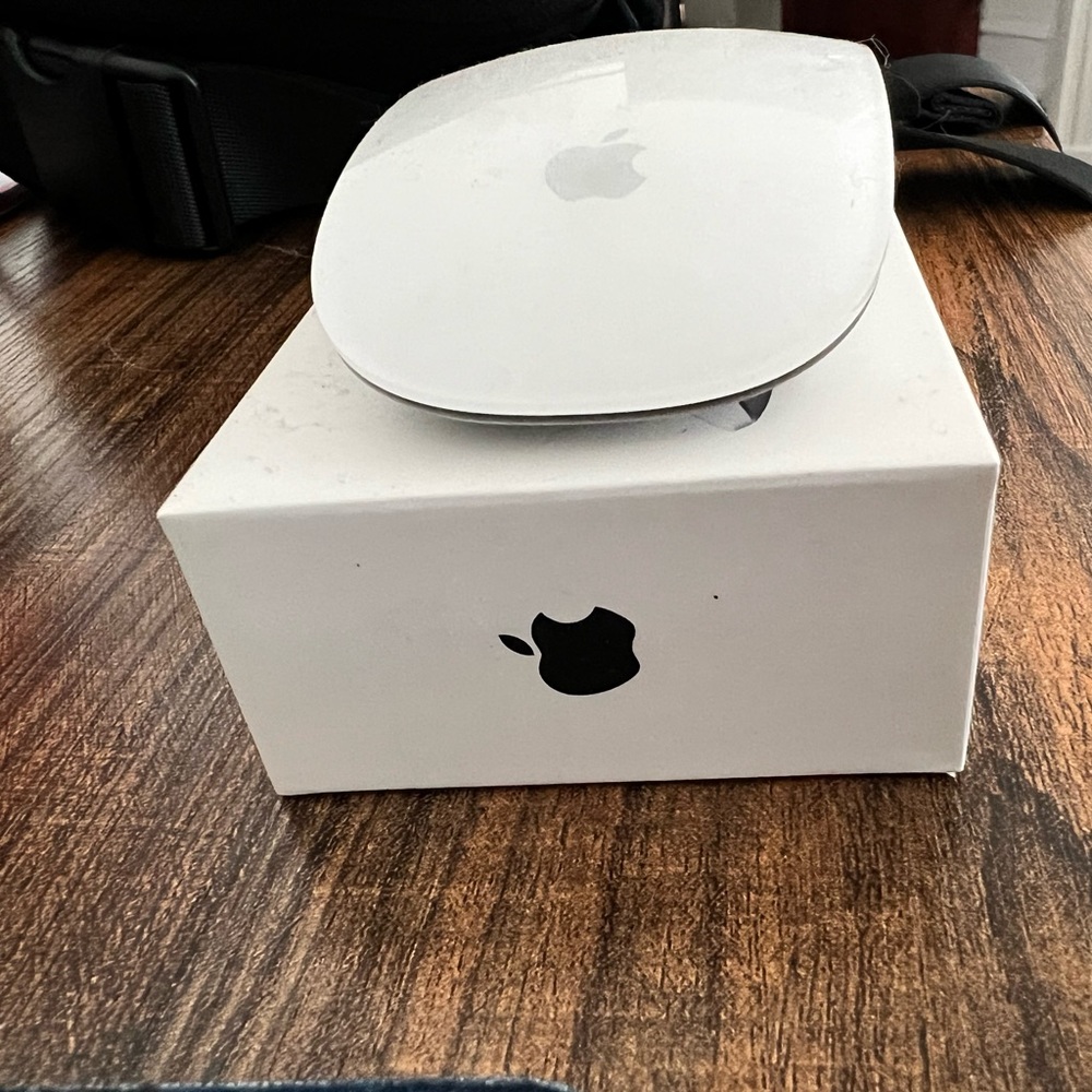 Apple Magic Mouse